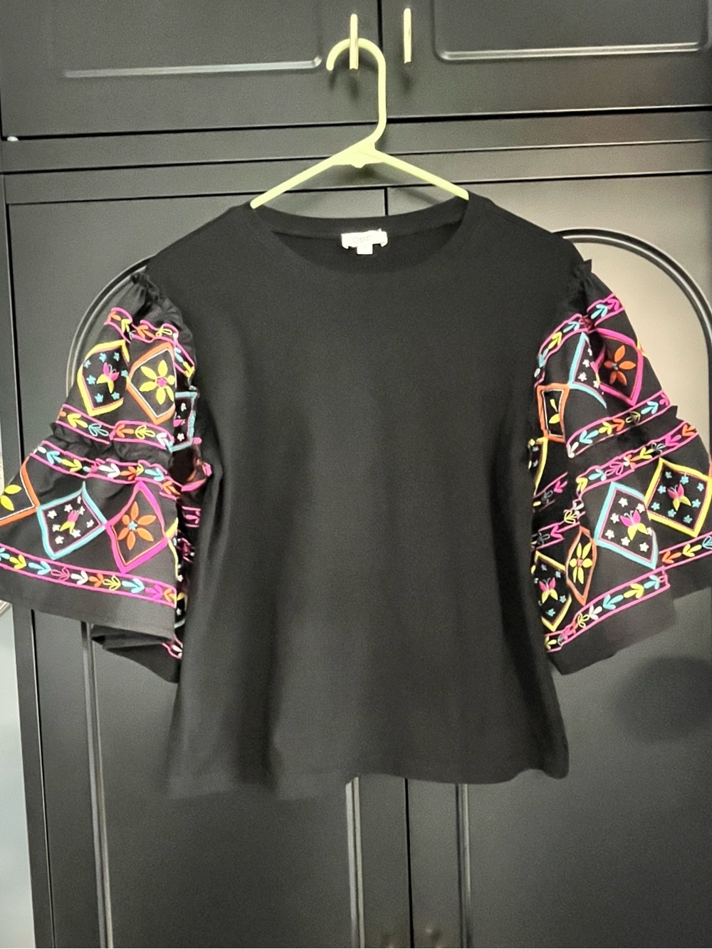 ODDY Black Tee with Colorful Embroidered Puff Sleeves